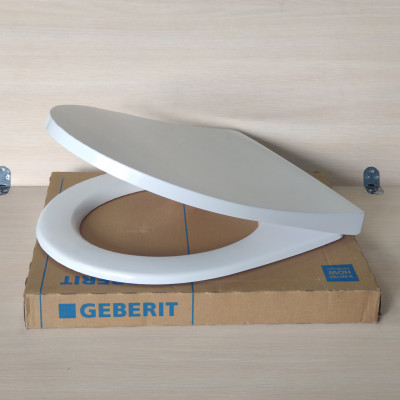Сидение с крышкой для унитаза GEBERIT iCon click2clean, soft close 500.835.01.1