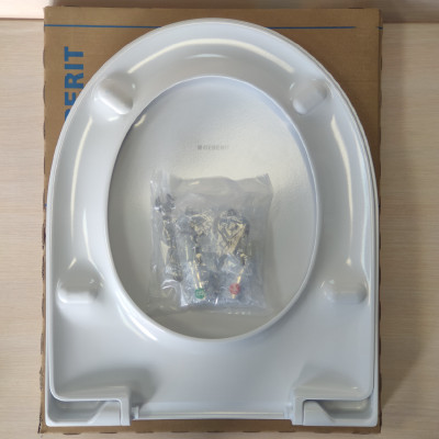 Сидение с крышкой для унитаза GEBERIT iCon click2clean, soft close 500.835.01.1